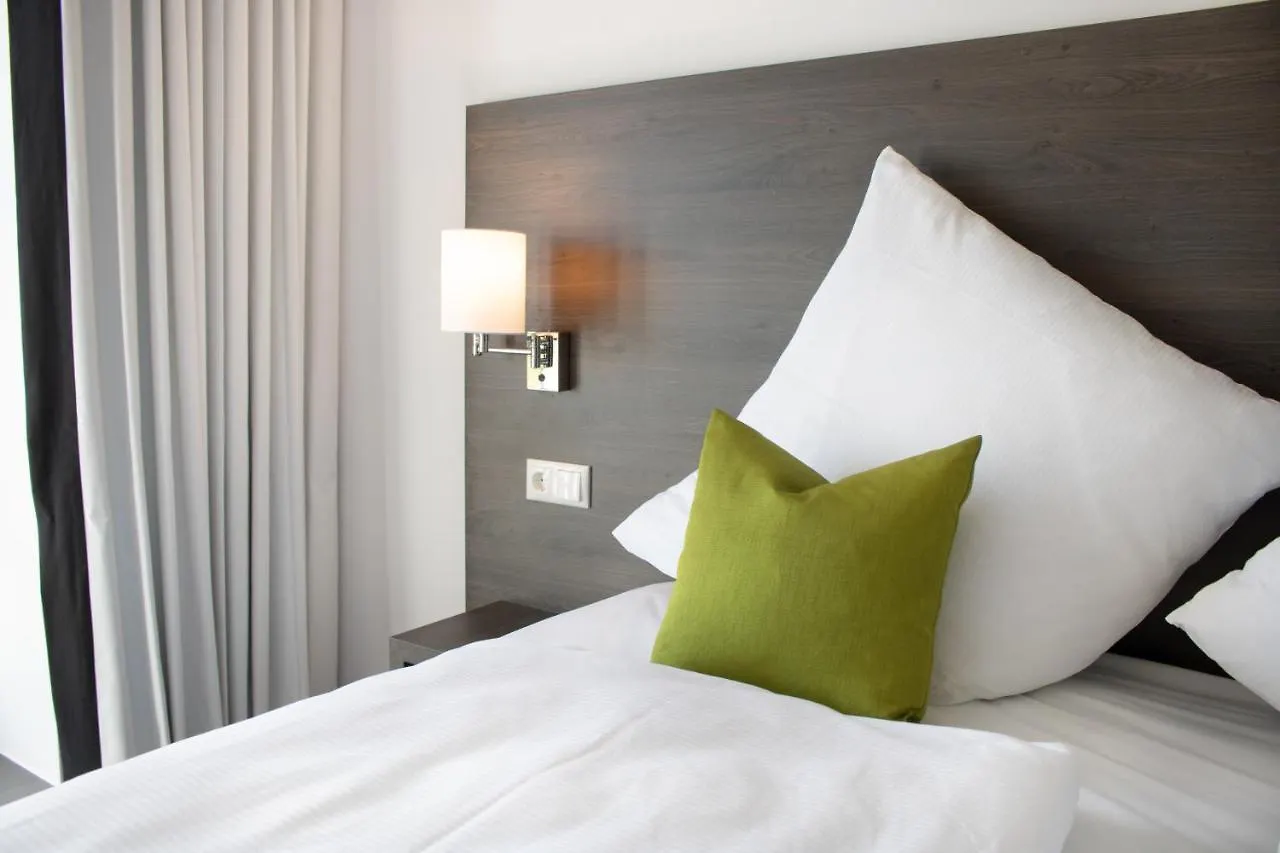 Ku Hotel By Wmm Hotels Kulmbach 2*,  Niemcy
